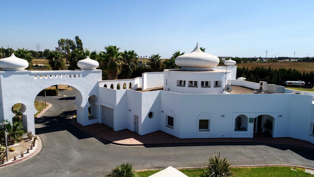 Hotel Alkalat Alcala de Guadaira Exterior photo